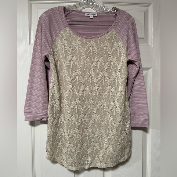 Wonderland by Orange 3/4 Sleeve Shirt With Lace front Purple Cream Stripped - Picture 2 of 5